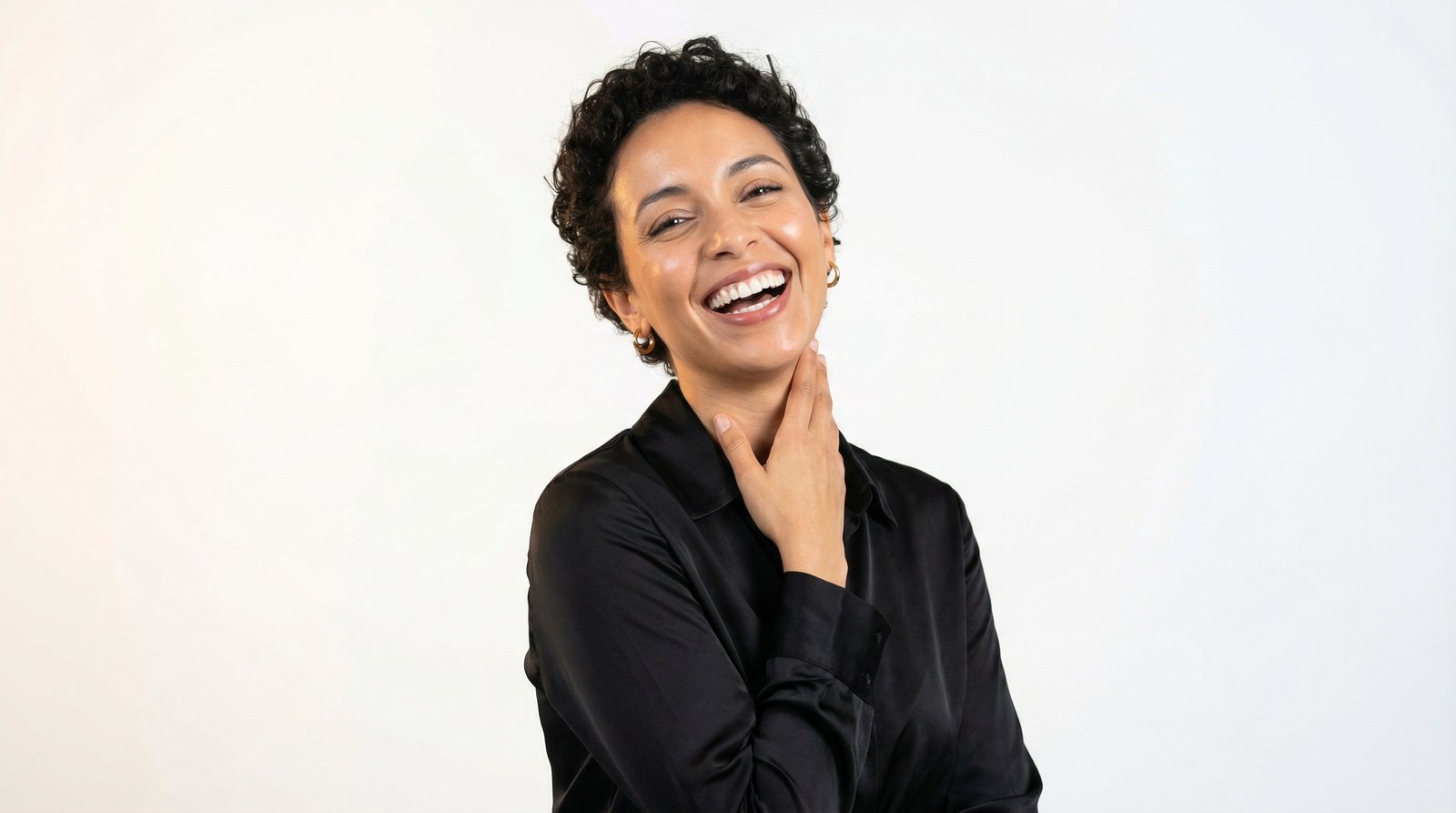 Patiente souriante au Cabinet dentaire - Dr Fadoua OUICH, Marrakech